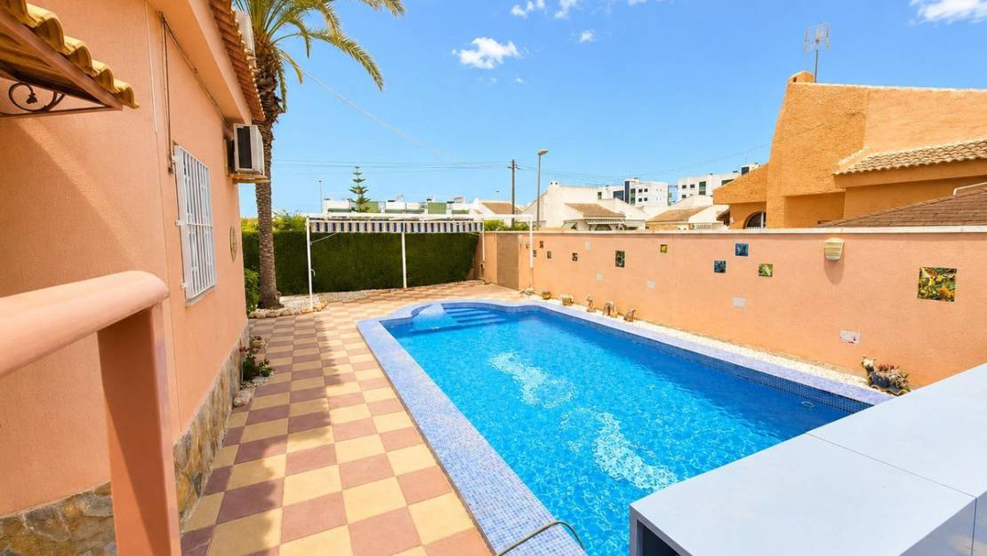 Sale - Villa - Orihuela - Mil Palmeras
