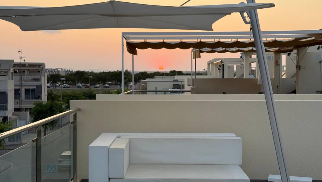 Sale - Villa - Orihuela - Mil Palmeras