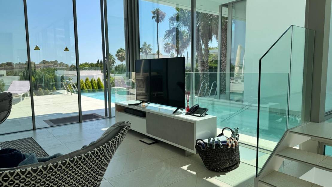 Sale - Villa - Orihuela - Orihuela Centro