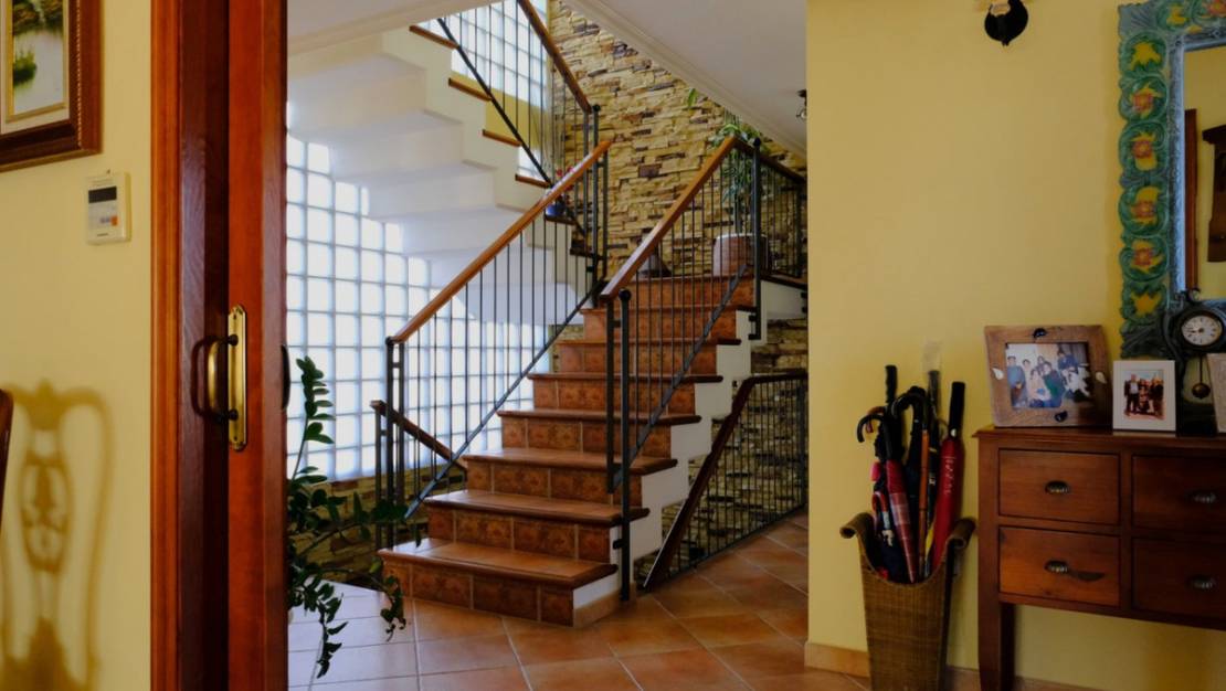 Sale - Villa - Orihuela - Orihuela Centro