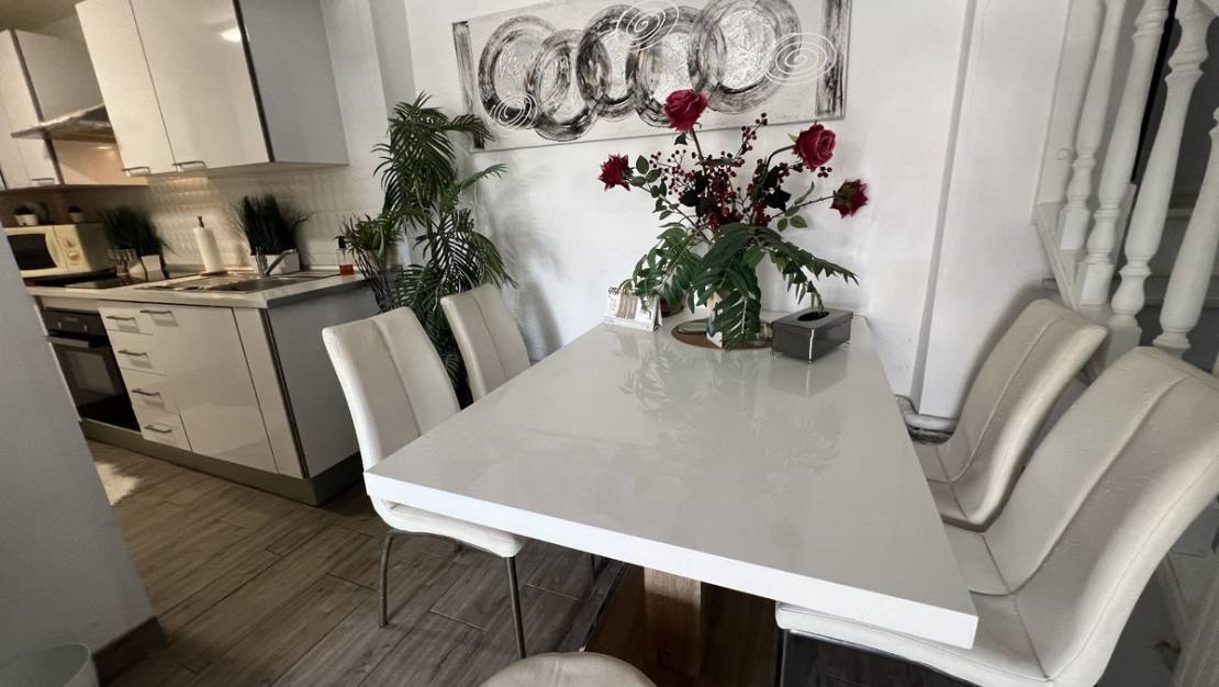 Sale - Villa - Orihuela - Orihuela Centro