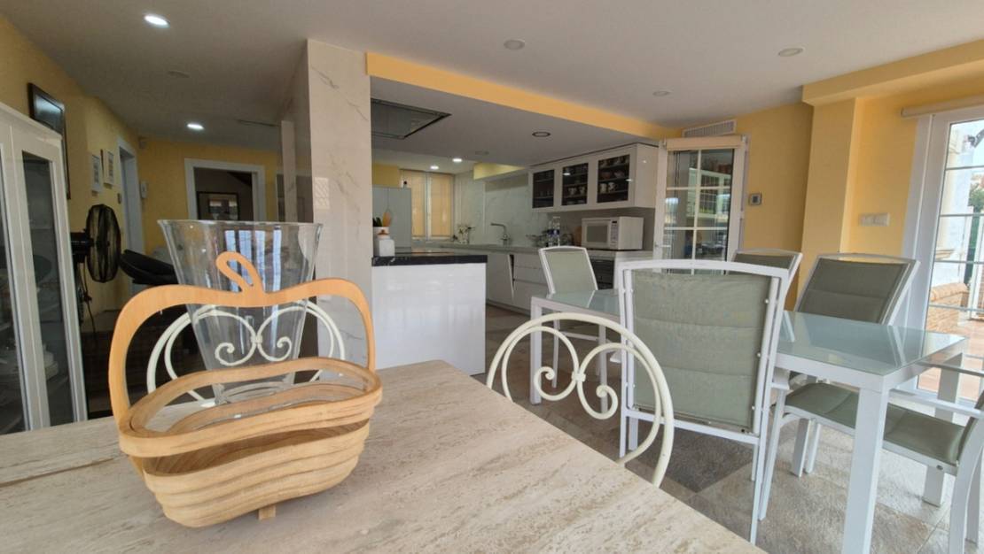 Sale - Villa - Orihuela - Orihuela Centro