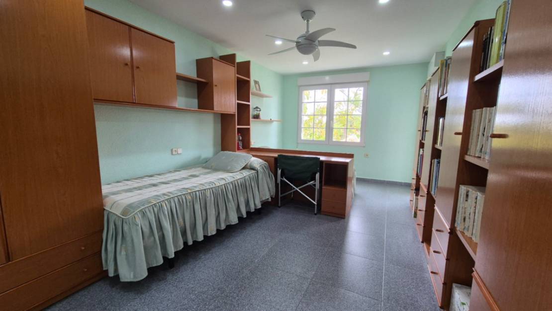 Sale - Villa - Orihuela - Orihuela Centro