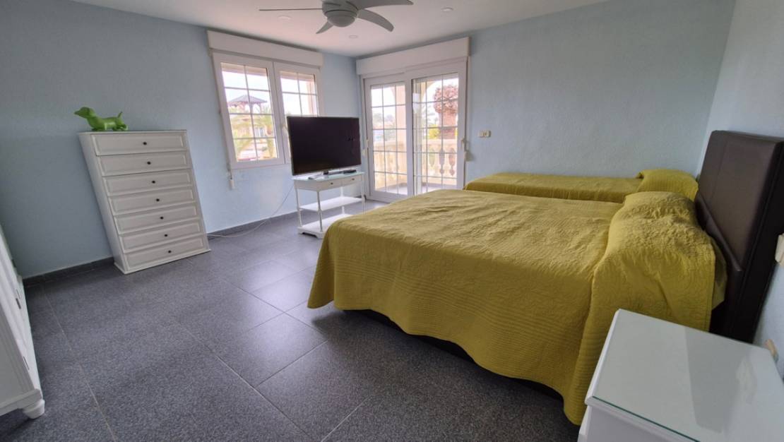 Sale - Villa - Orihuela - Orihuela Centro