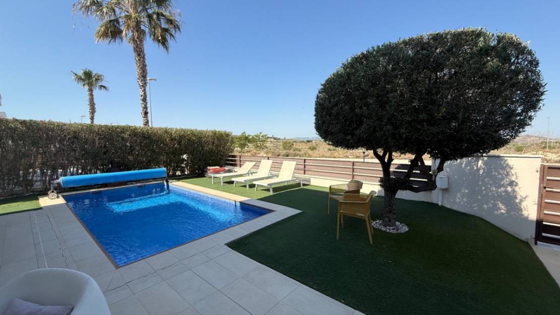 Sale - Villa - Orihuela - Orihuela Centro