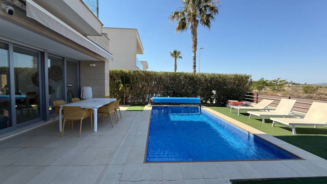 Sale - Villa - Orihuela - Orihuela Centro