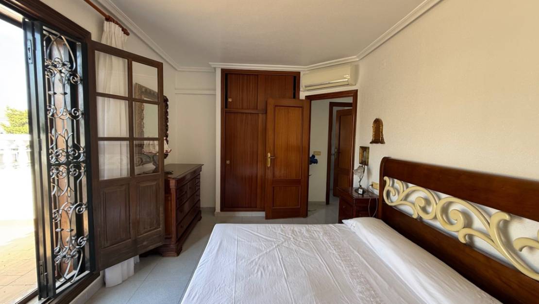 Sale - Villa - Orihuela - Orihuela Centro