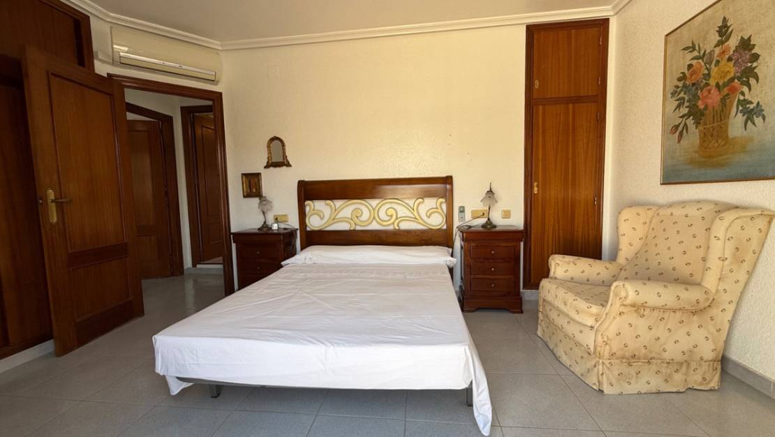 Sale - Villa - Orihuela - Orihuela Centro