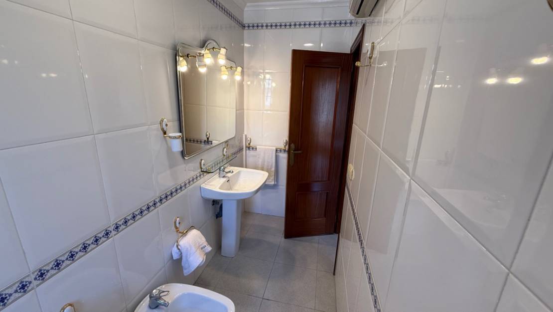 Sale - Villa - Orihuela - Orihuela Centro