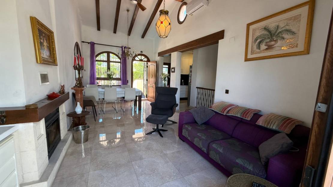 Sale - Villa - Orihuela - Orihuela Centro