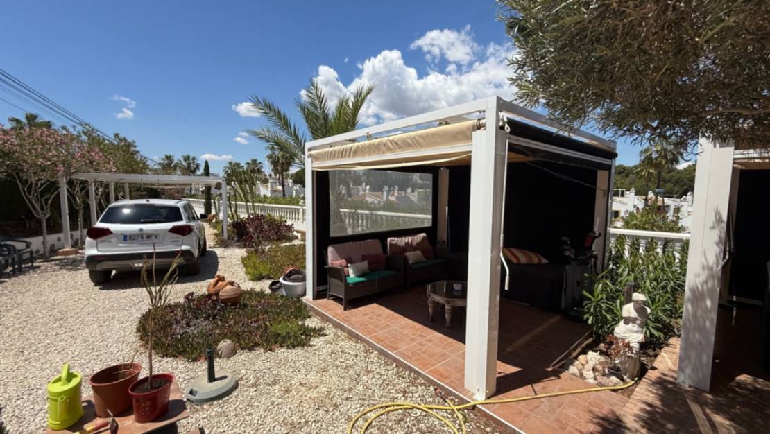 Sale - Villa - Orihuela - Orihuela Centro