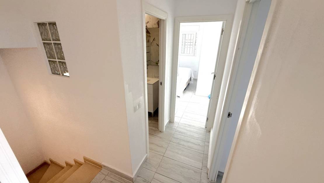 Sale - Villa - Orihuela - Orihuela Centro