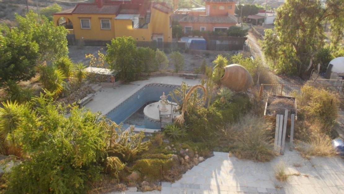 Sale - Villa - Orihuela - Orihuela Centro