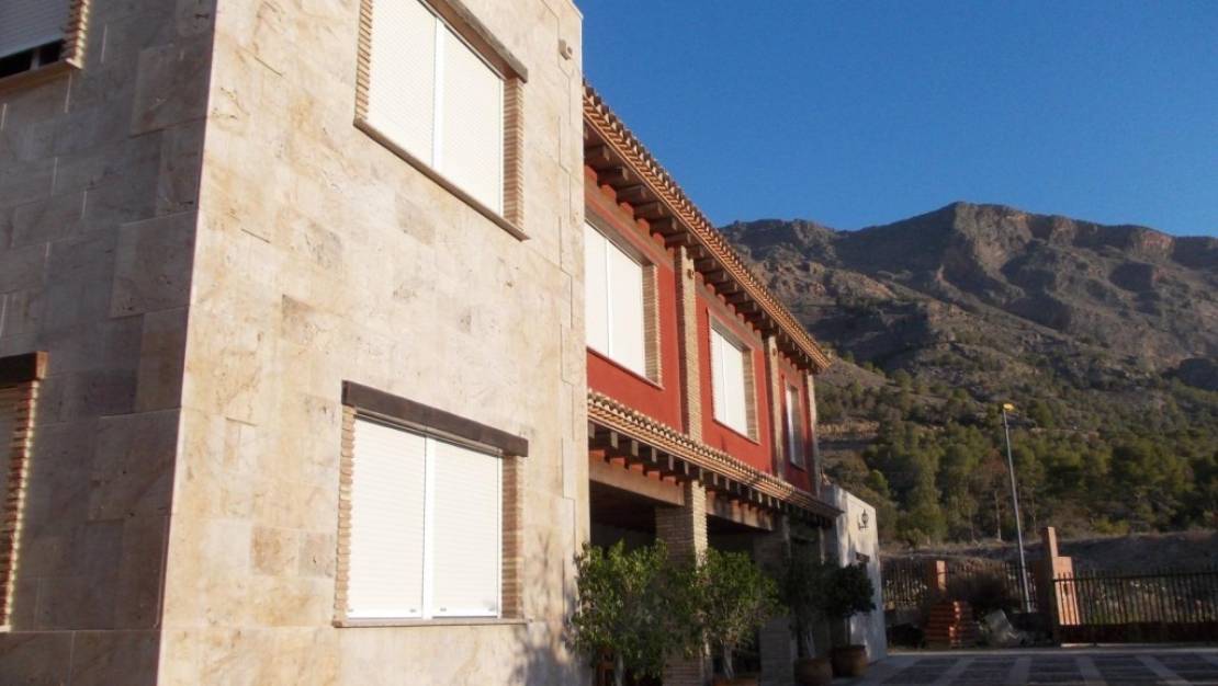 Sale - Villa - Orihuela - Orihuela Centro