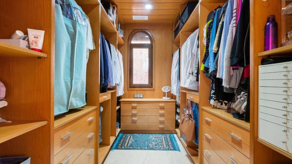 Sale - Villa - Orihuela - Orihuela Centro