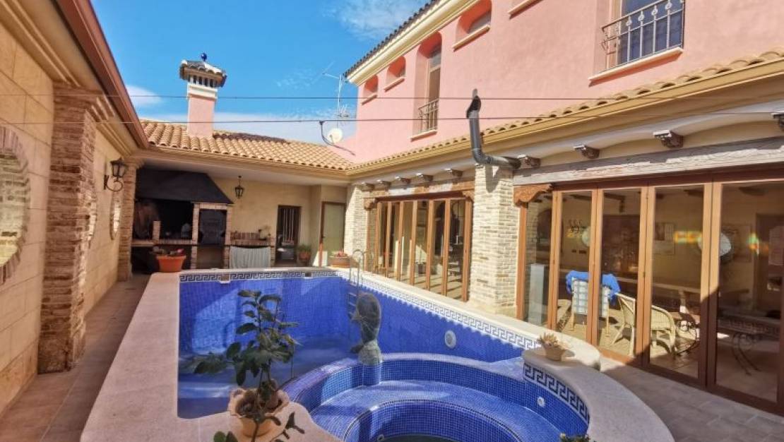 Sale - Villa - Orihuela - Orihuela Centro
