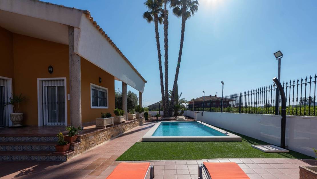 Sale - Villa - Orihuela - Orihuela Centro