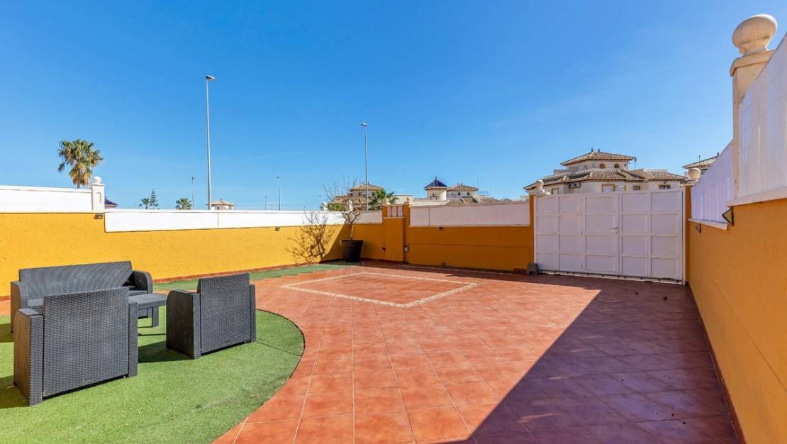 Sale - Villa - Orihuela - Orihuela Centro