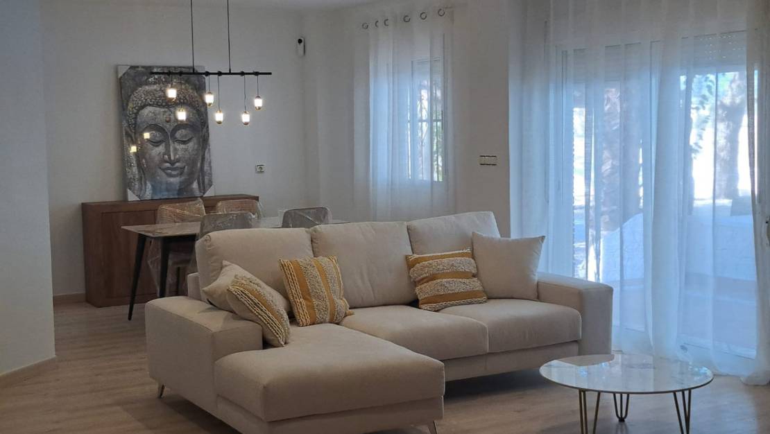 Sale - Villa - Orihuela - Orihuela Centro