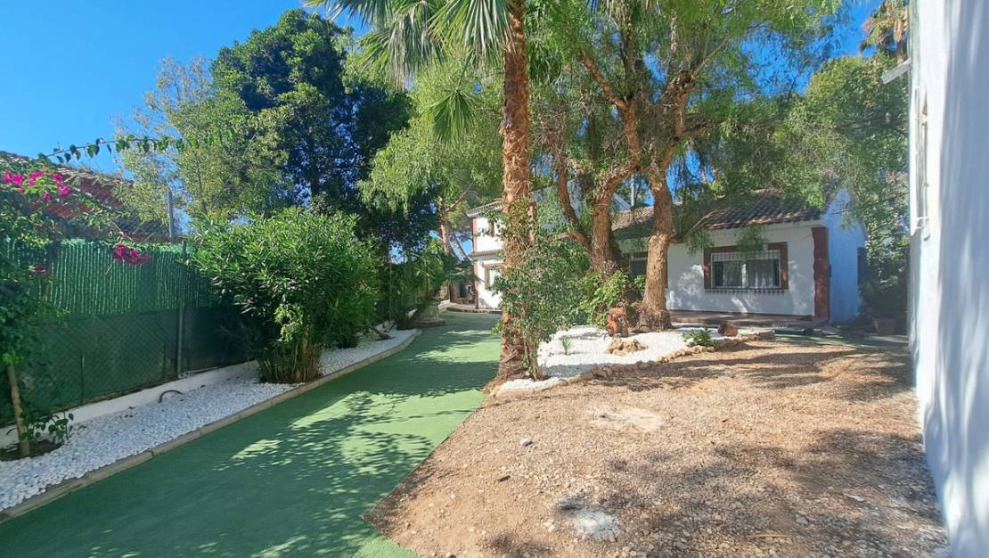 Sale - Villa - Orihuela - Orihuela Centro