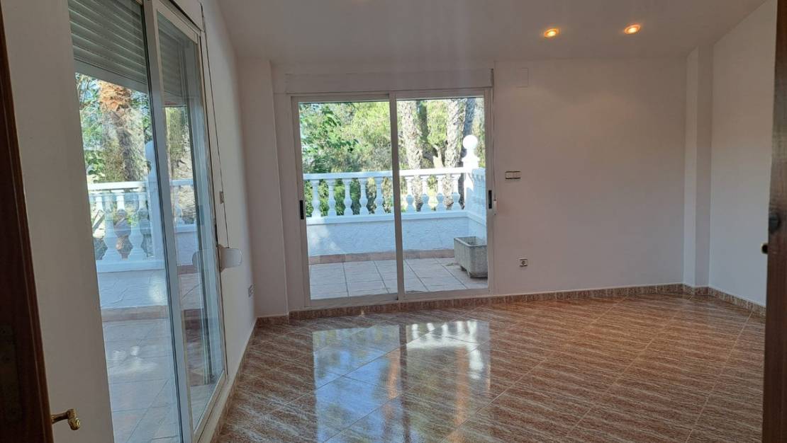 Sale - Villa - Orihuela - Orihuela Centro