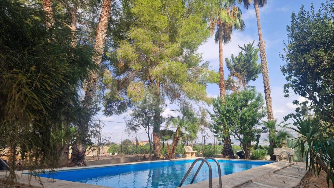 Sale - Villa - Orihuela - Orihuela Centro