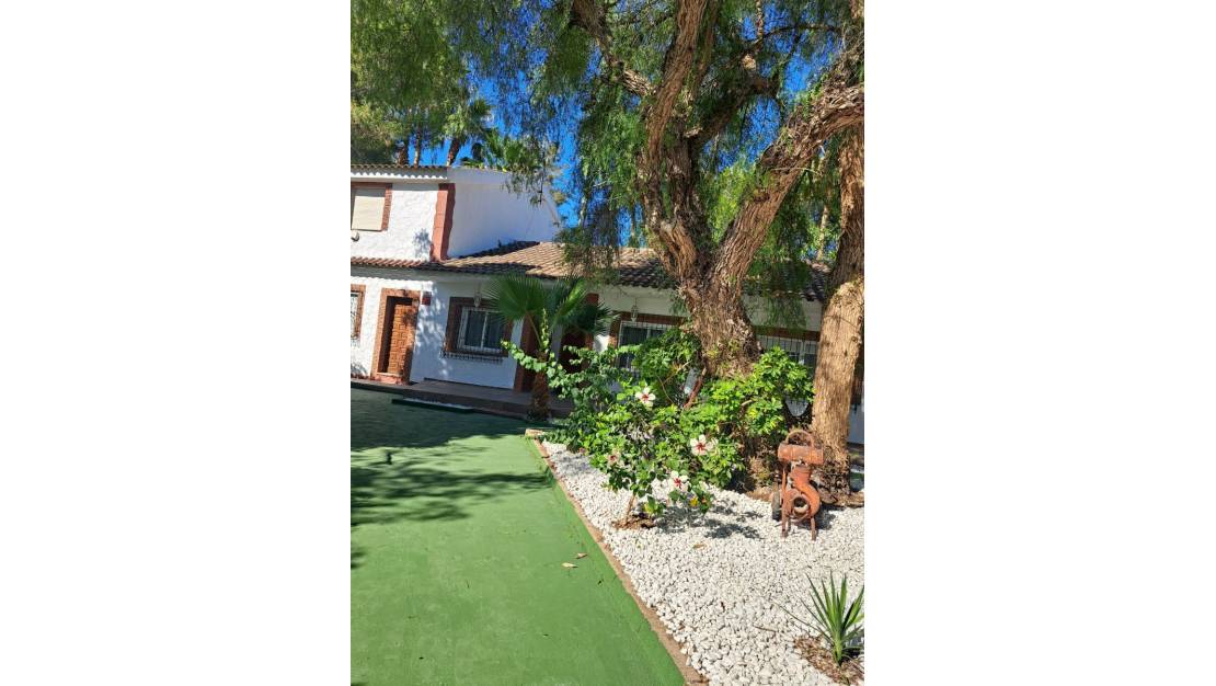 Sale - Villa - Orihuela - Orihuela Centro