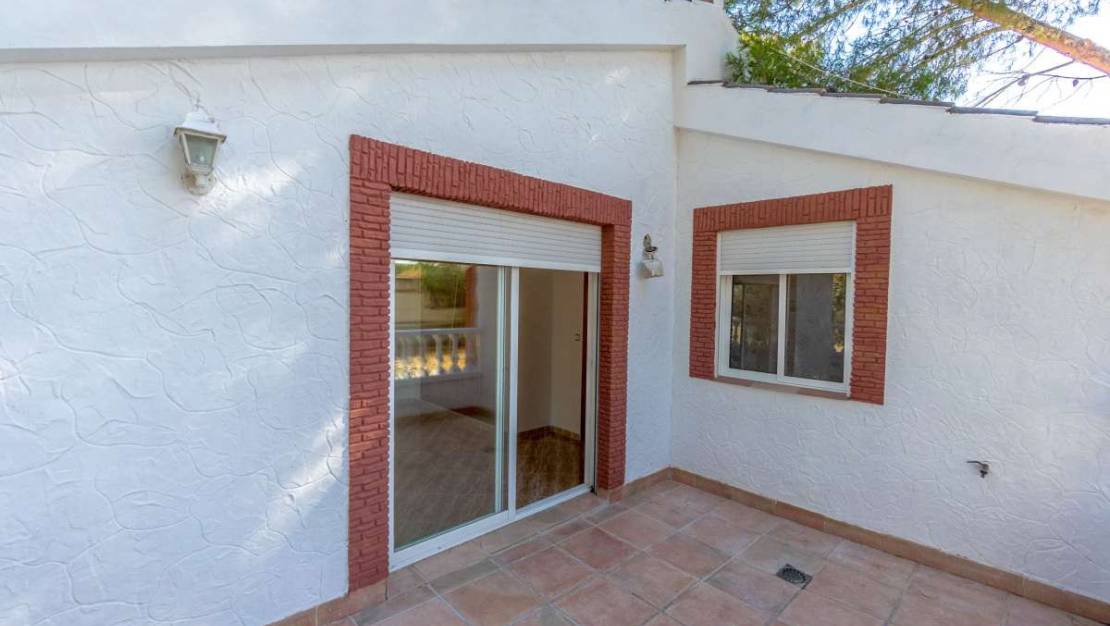 Sale - Villa - Orihuela - Orihuela Centro