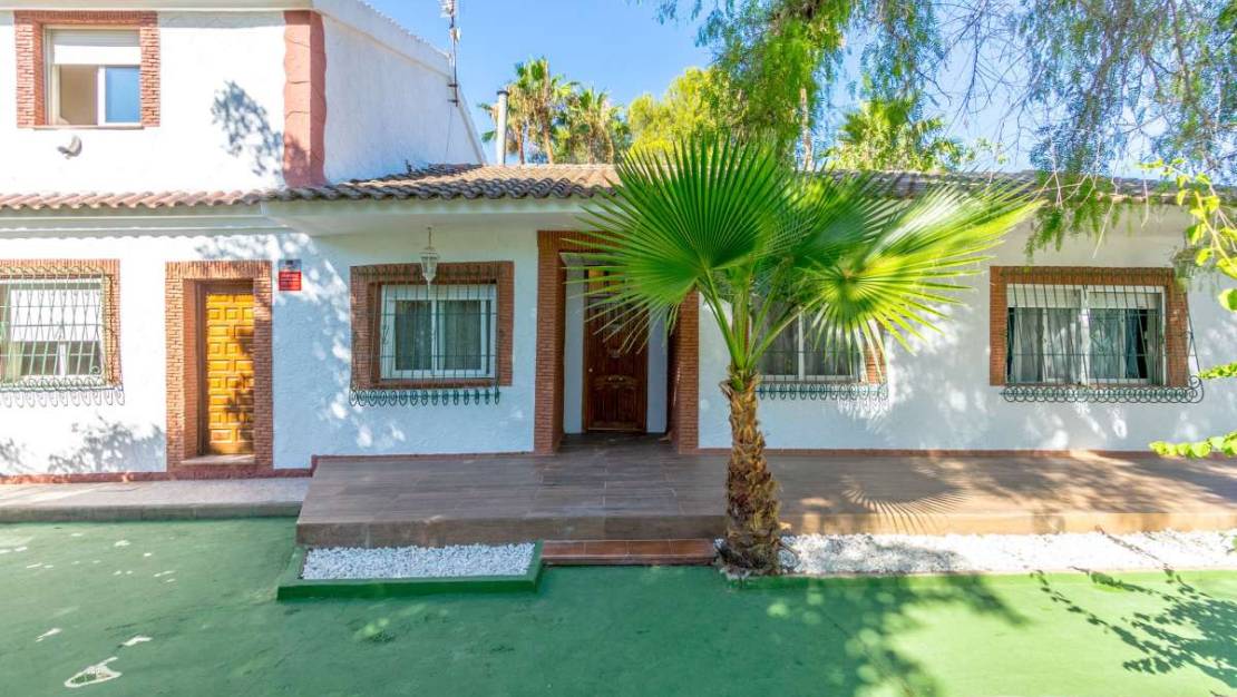 Sale - Villa - Orihuela - Orihuela Centro