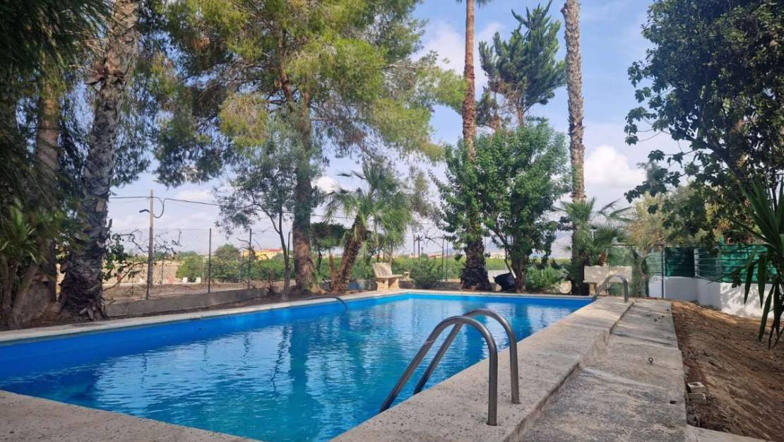 Sale - Villa - Orihuela - Orihuela Centro