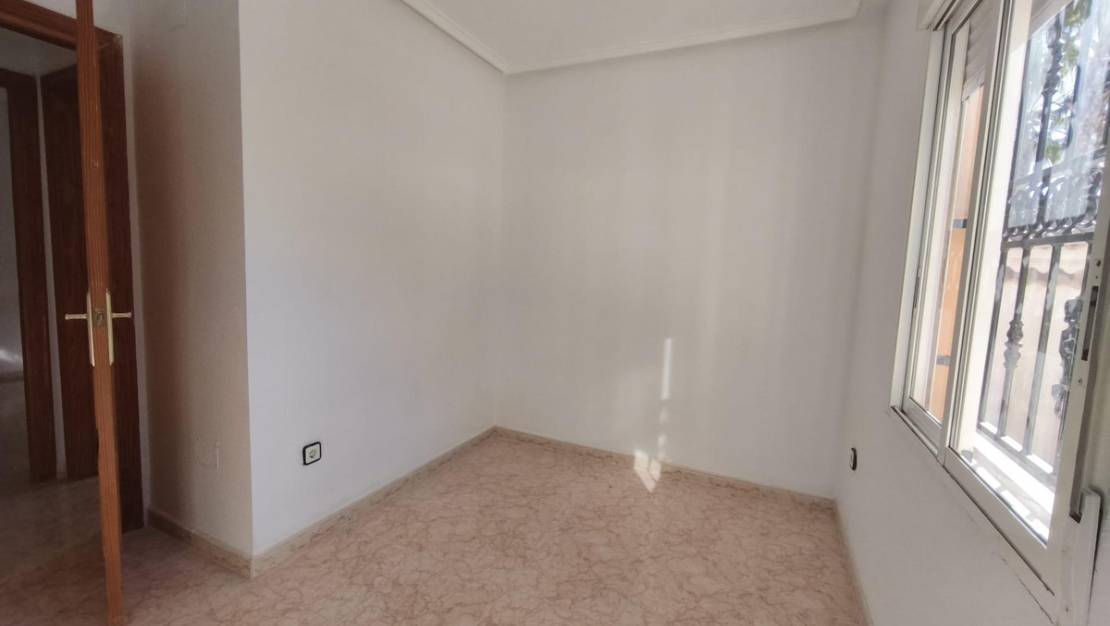 Sale - Villa - Orihuela - Orihuela Centro