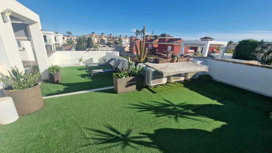 Sale - Villa - Orihuela - Orihuela Centro