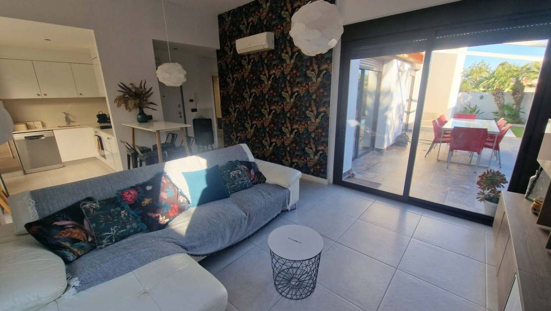 Sale - Villa - Orihuela - Orihuela Centro