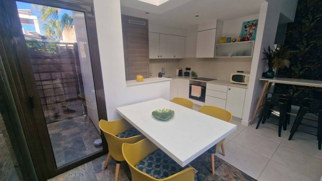 Sale - Villa - Orihuela - Orihuela Centro