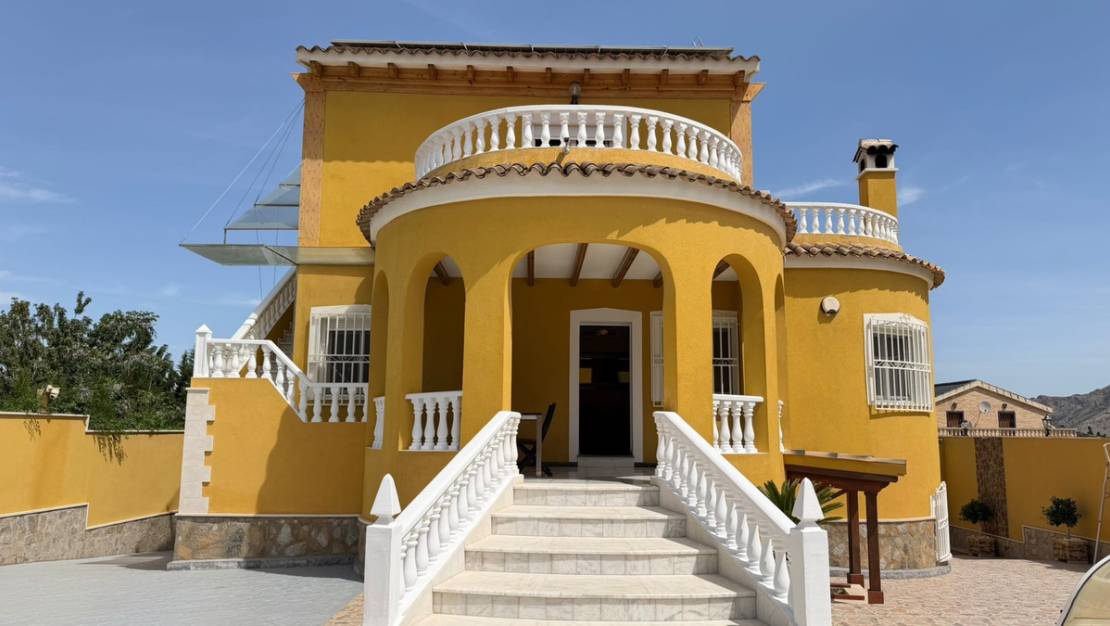Sale - Villa - Orihuela - Orihuela Centro