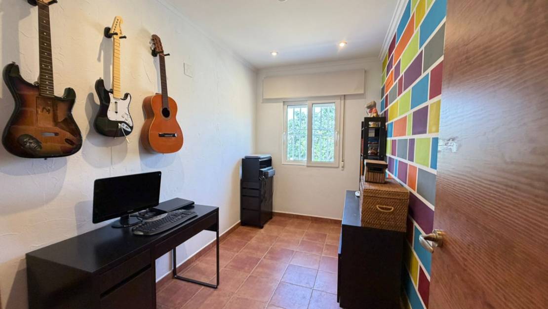 Sale - Villa - Orihuela - Orihuela Centro