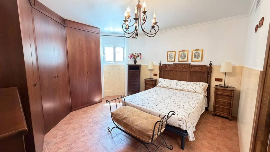 Sale - Villa - Orihuela - Orihuela Centro