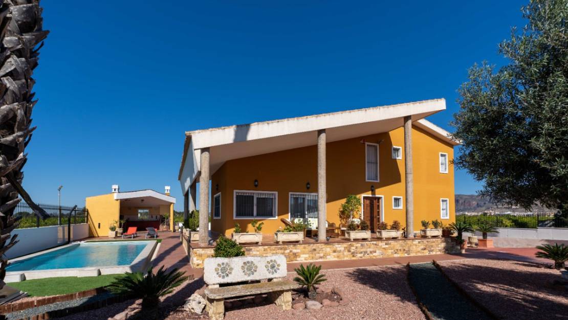Sale - Villa - Orihuela - Orihuela Centro