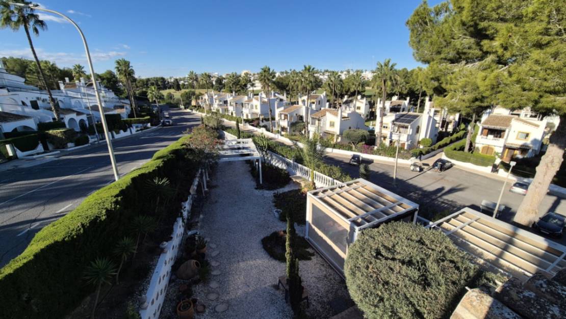 Sale - Villa - Orihuela - Orihuela Centro