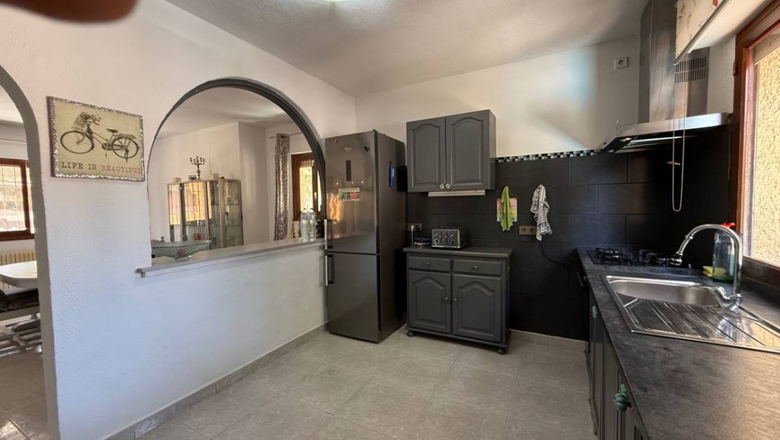 Sale - Villa - Orihuela - Orihuela Centro