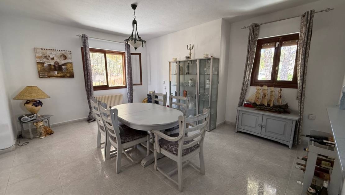 Sale - Villa - Orihuela - Orihuela Centro