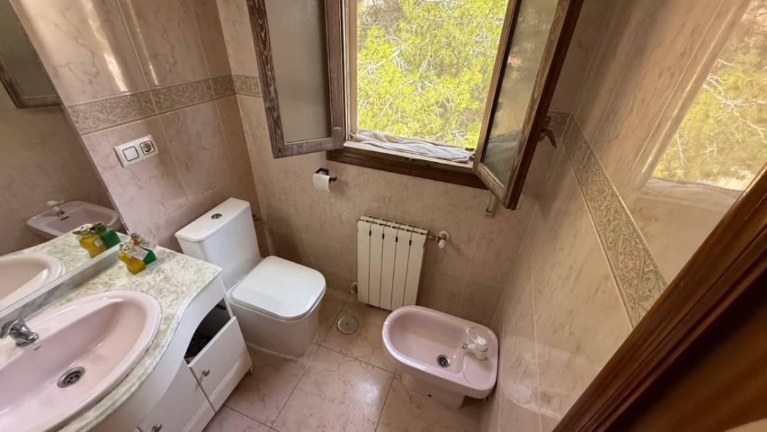 Sale - Villa - Orihuela - Orihuela Centro