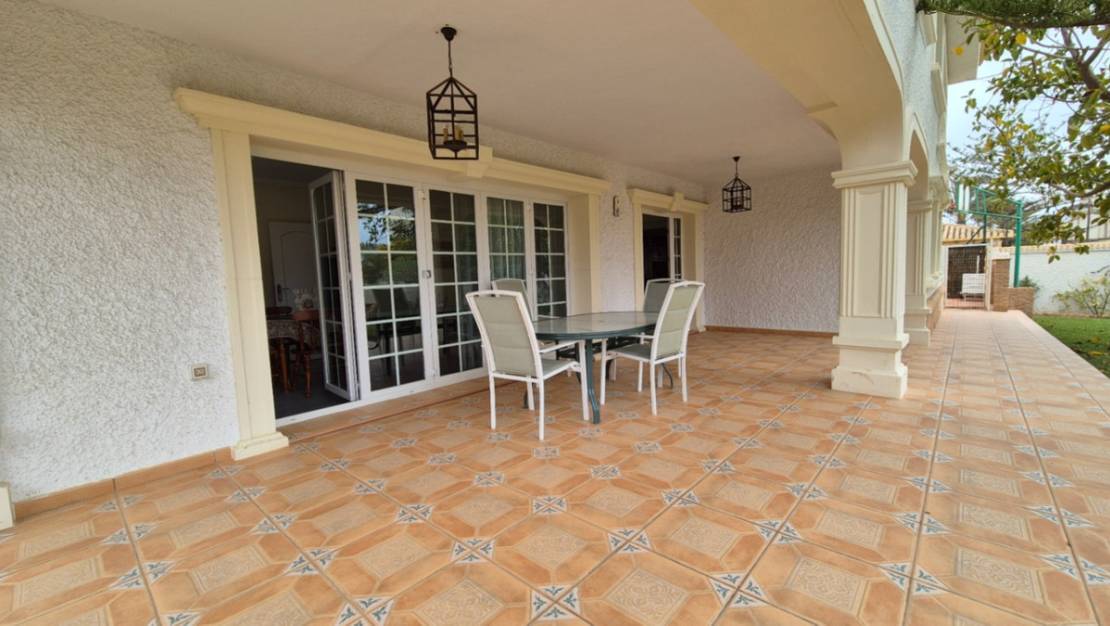 Sale - Villa - Orihuela - Orihuela Centro