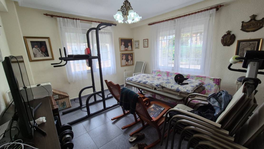 Sale - Villa - Orihuela - Orihuela Centro