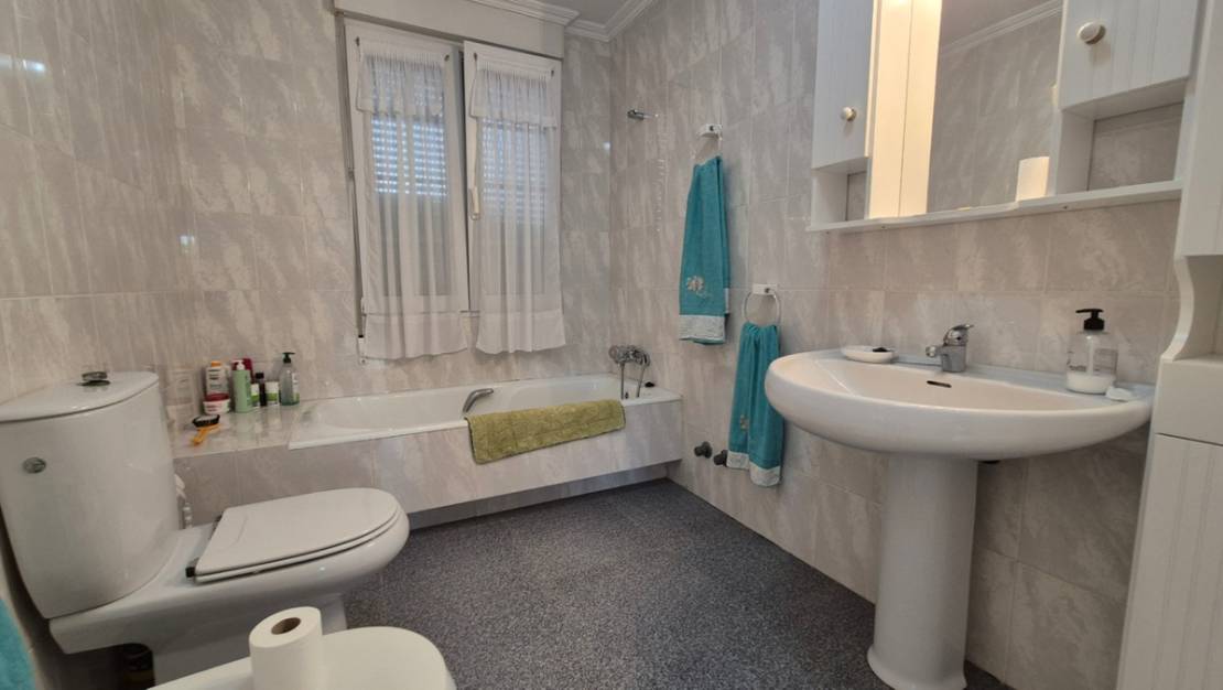 Sale - Villa - Orihuela - Orihuela Centro