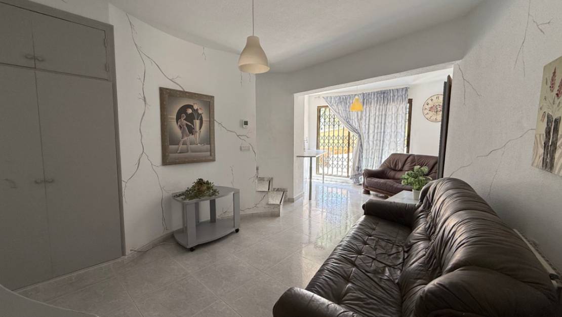 Sale - Villa - Orihuela - Orihuela Centro