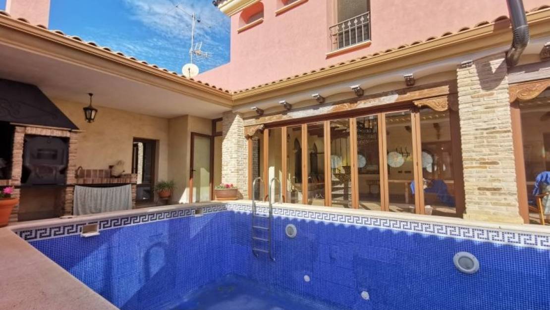 Sale - Villa - Orihuela - Orihuela Centro