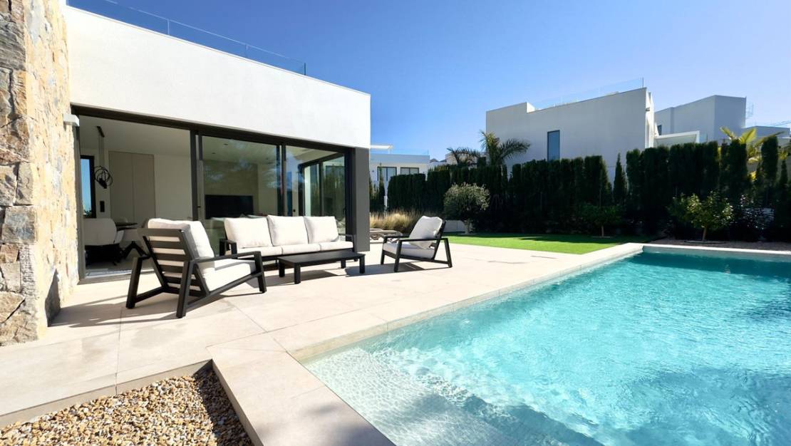 Sale - Villa - Orihuela - Orihuela Centro