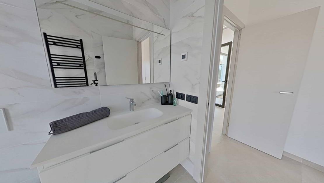 Sale - Villa - Orihuela - Orihuela Centro