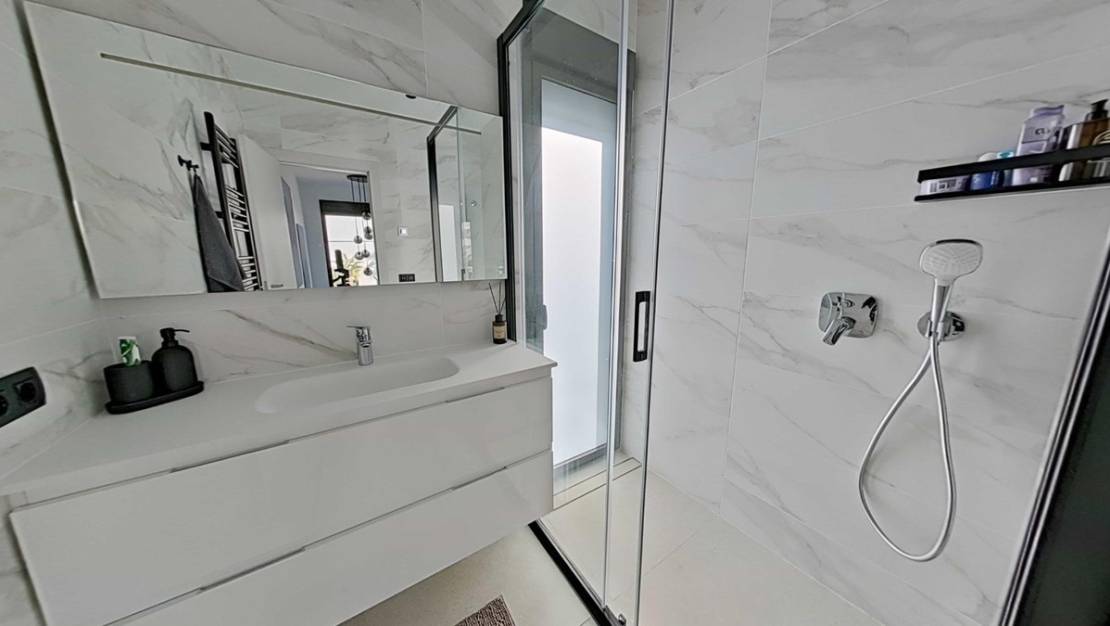 Sale - Villa - Orihuela - Orihuela Centro